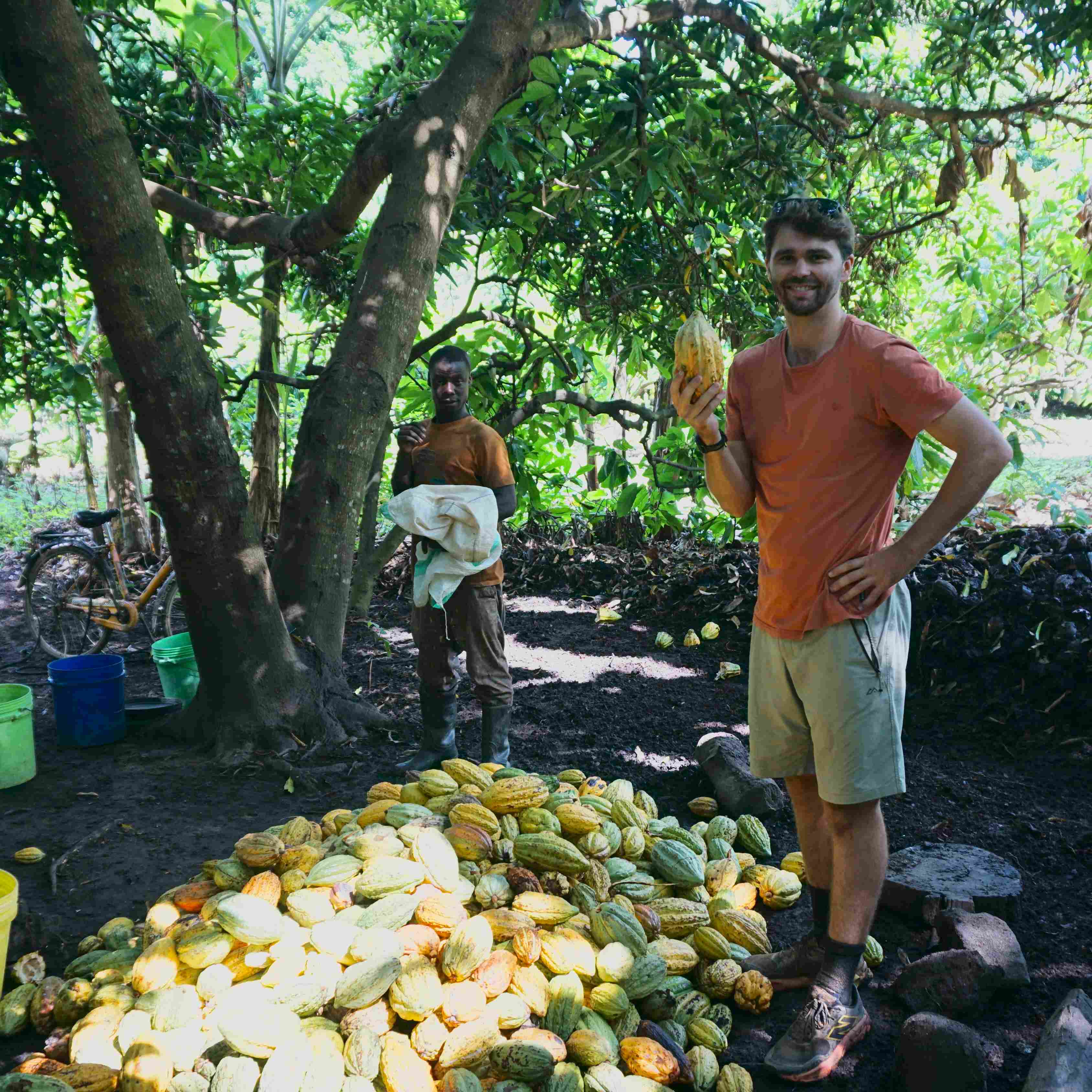 Eka advisory staff on cocoa farm